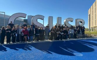 CSUSB with all students in front